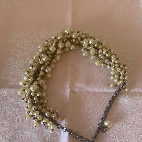 Faith Knight Design House Vintage Faux Pearl Necklace/Choker - 1980s - Picture 4 of 10